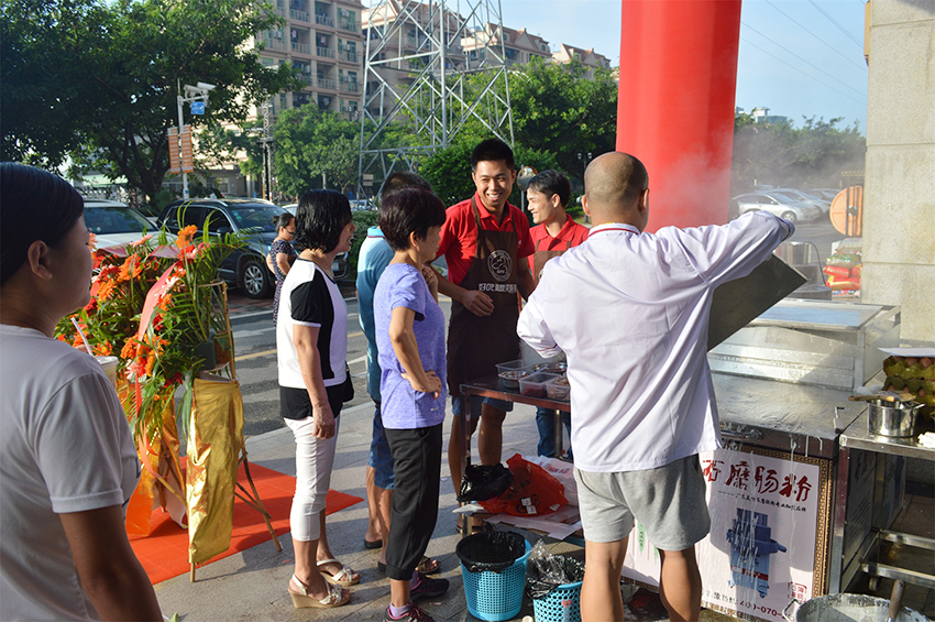 怎樣開(kāi)小吃加盟店才有好生意