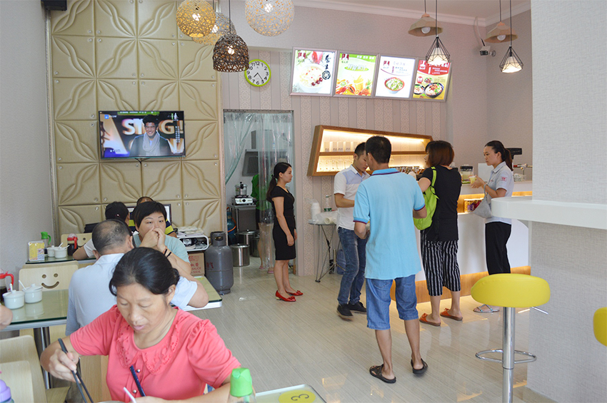 開(kāi)小吃加盟店需要注意的事項(xiàng)